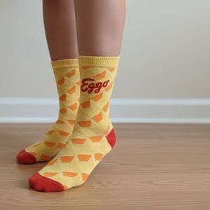 Kellogg's Eggo Waffle novelty crew Shoe Size: 6-13 breakfast fun crazy red new